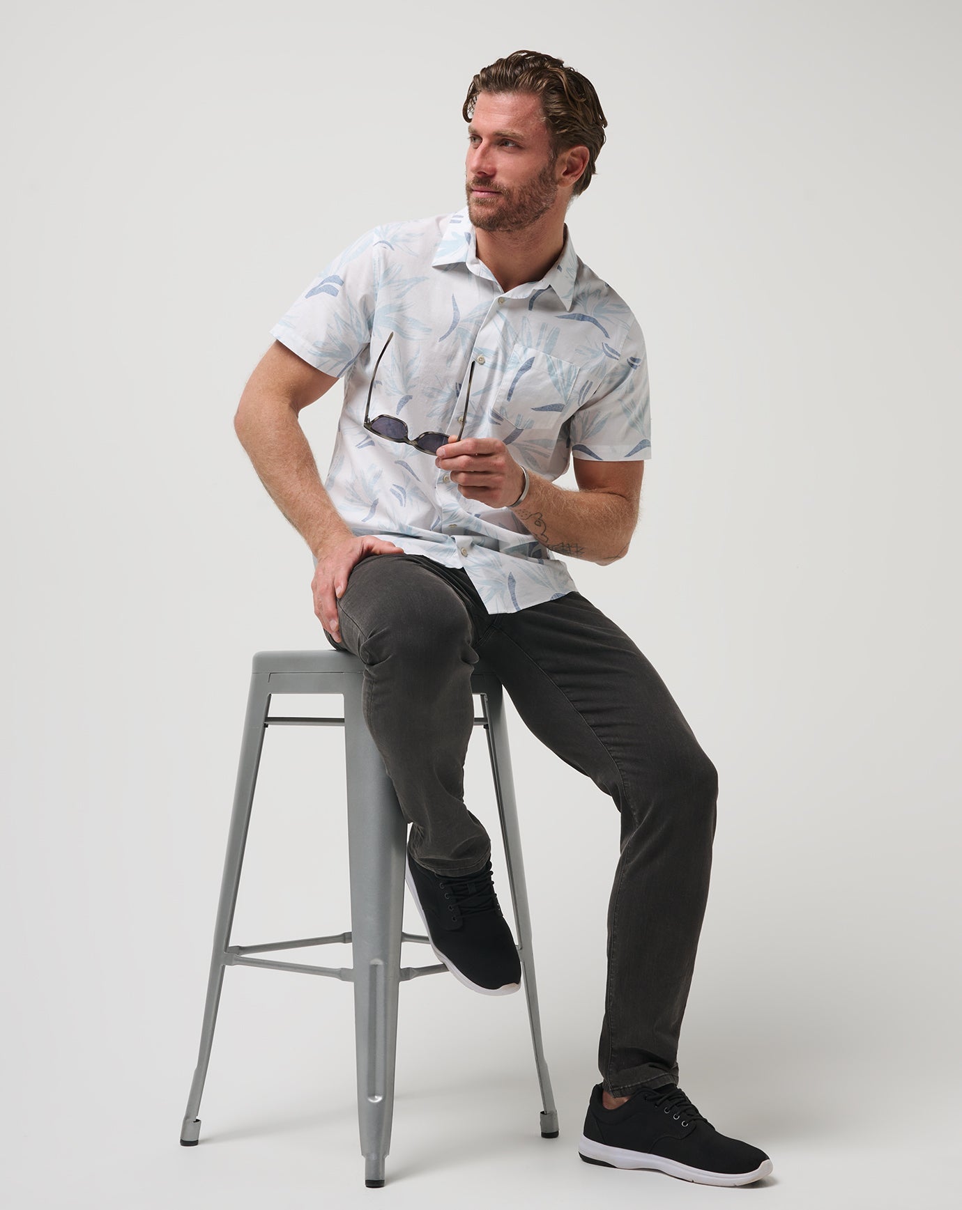 Travis Mathew The Thick Of It Button-Up