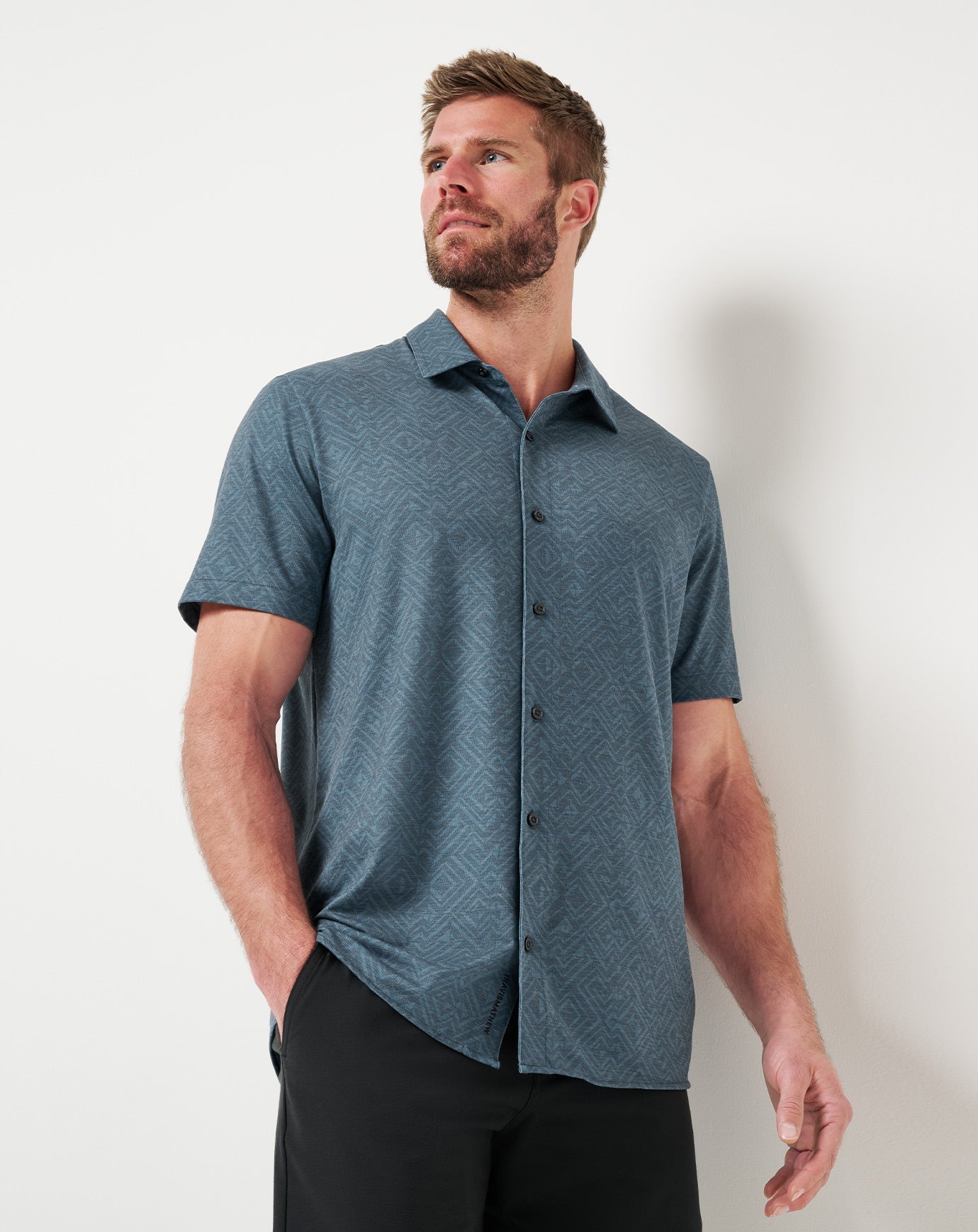 Travis Mathew Knit Featherweight Night Button-Up