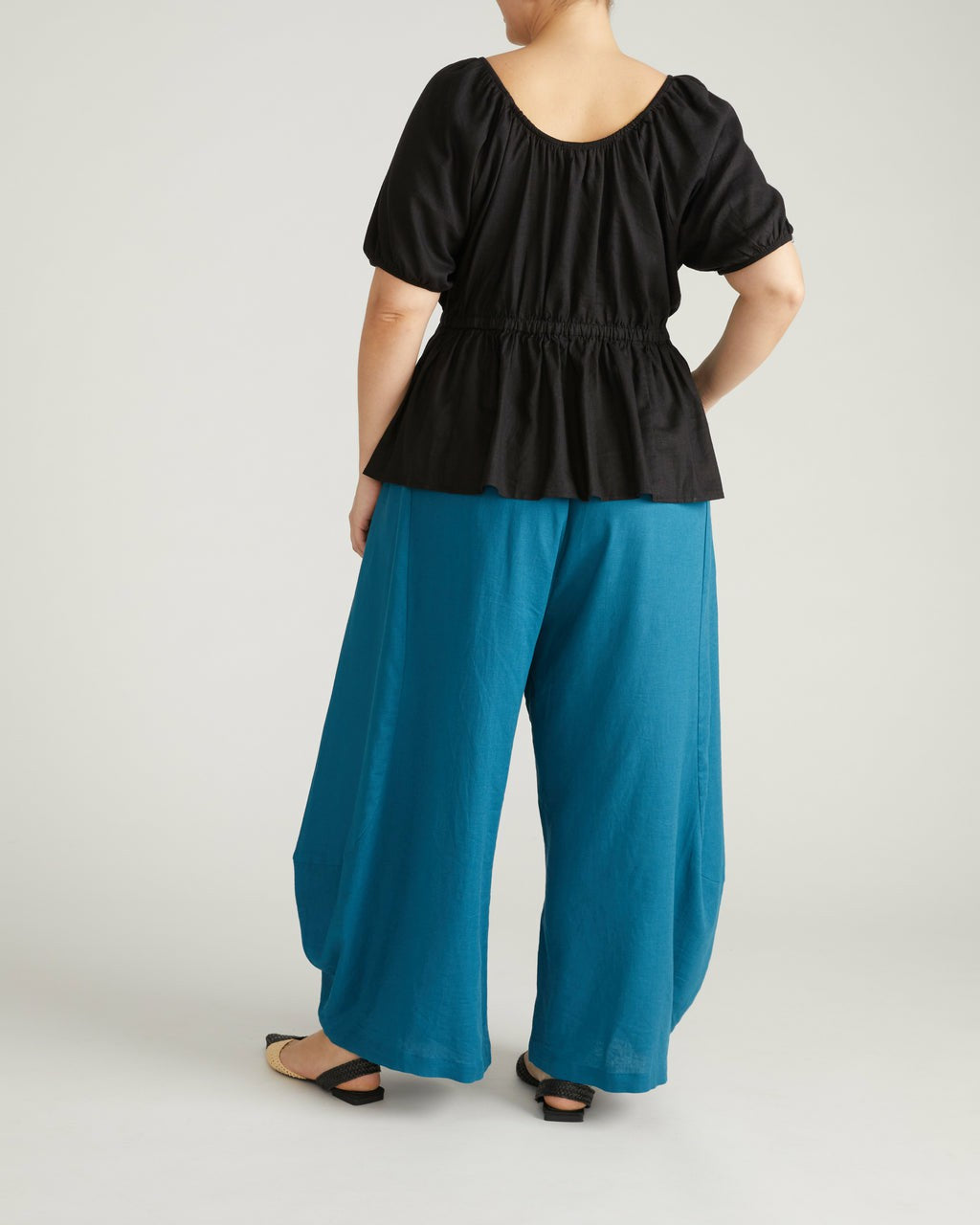 Universal Standard Andrea Peplum Linen Blend Top - Black