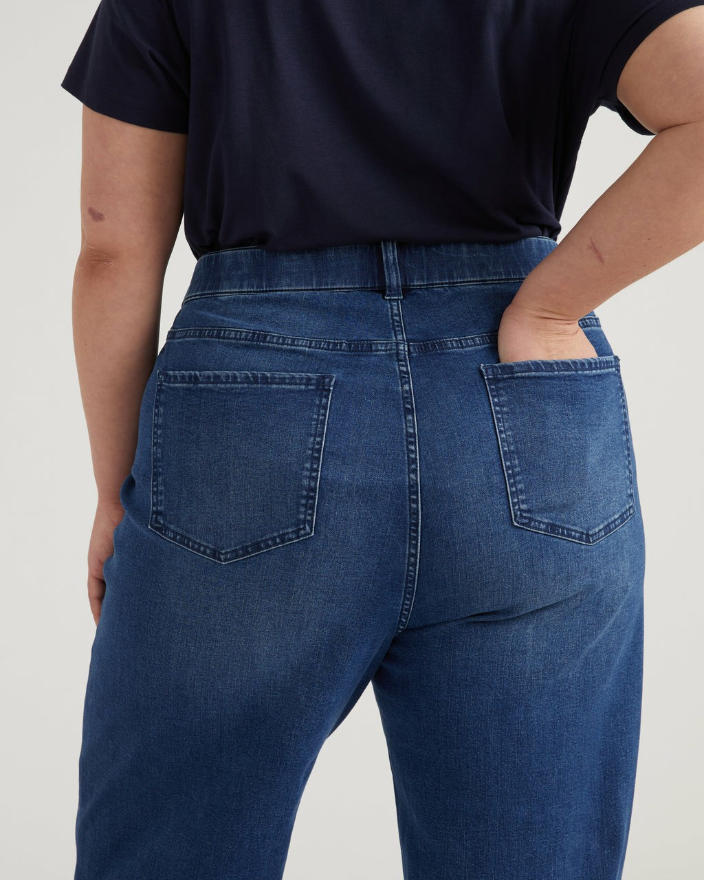 Universal Standard Ella High Rise Straight Leg Jeans - True Blue