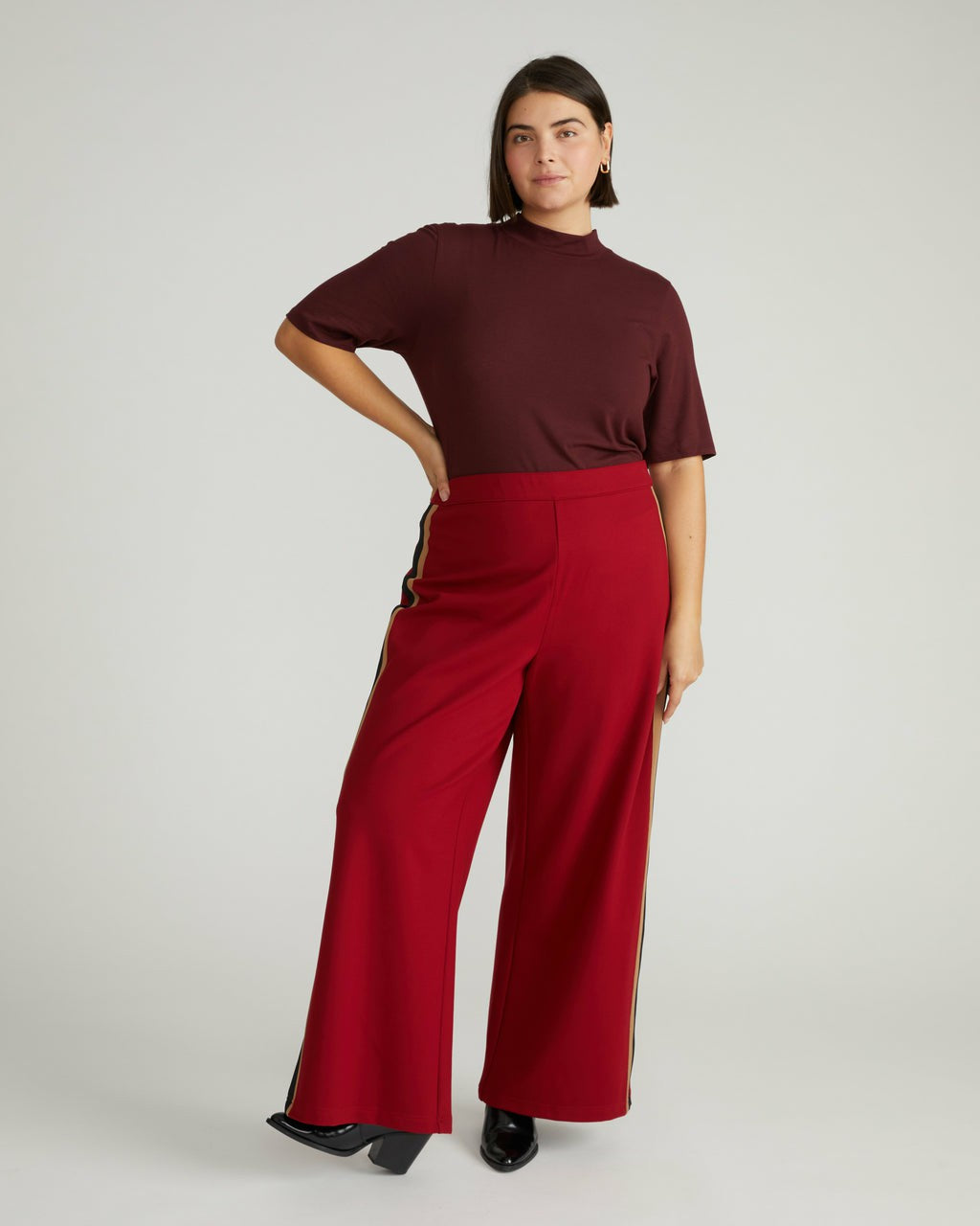 Universal Standard Stephanie Wide Leg Stripe Ponte Pants 30 Inch - Garnet with Camel/Blac