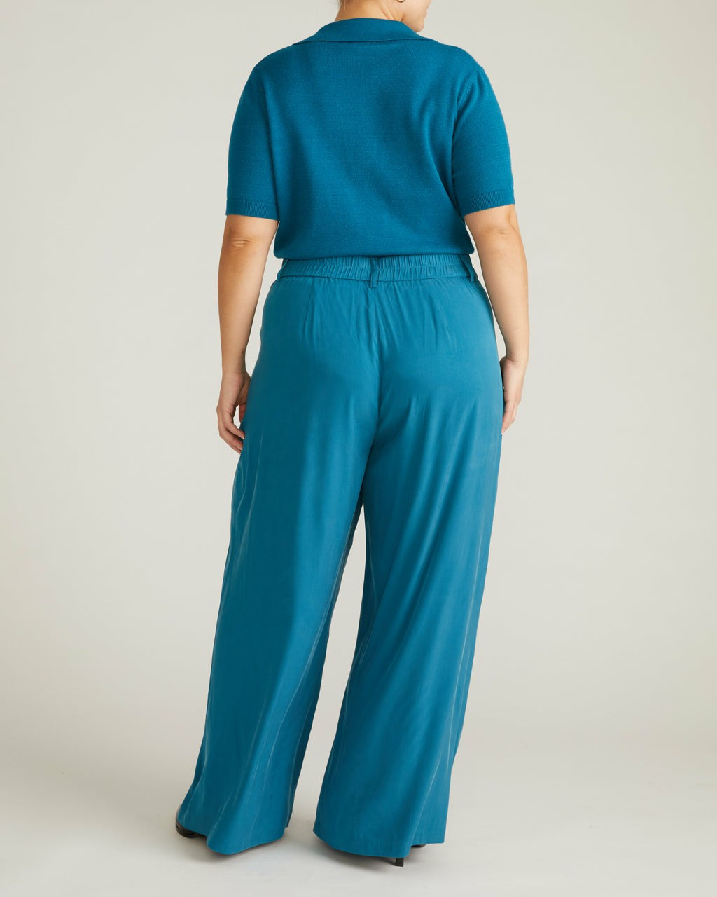Universal Standard Palais Cooling Cupro Wide Leg Pant - Blue Beetle