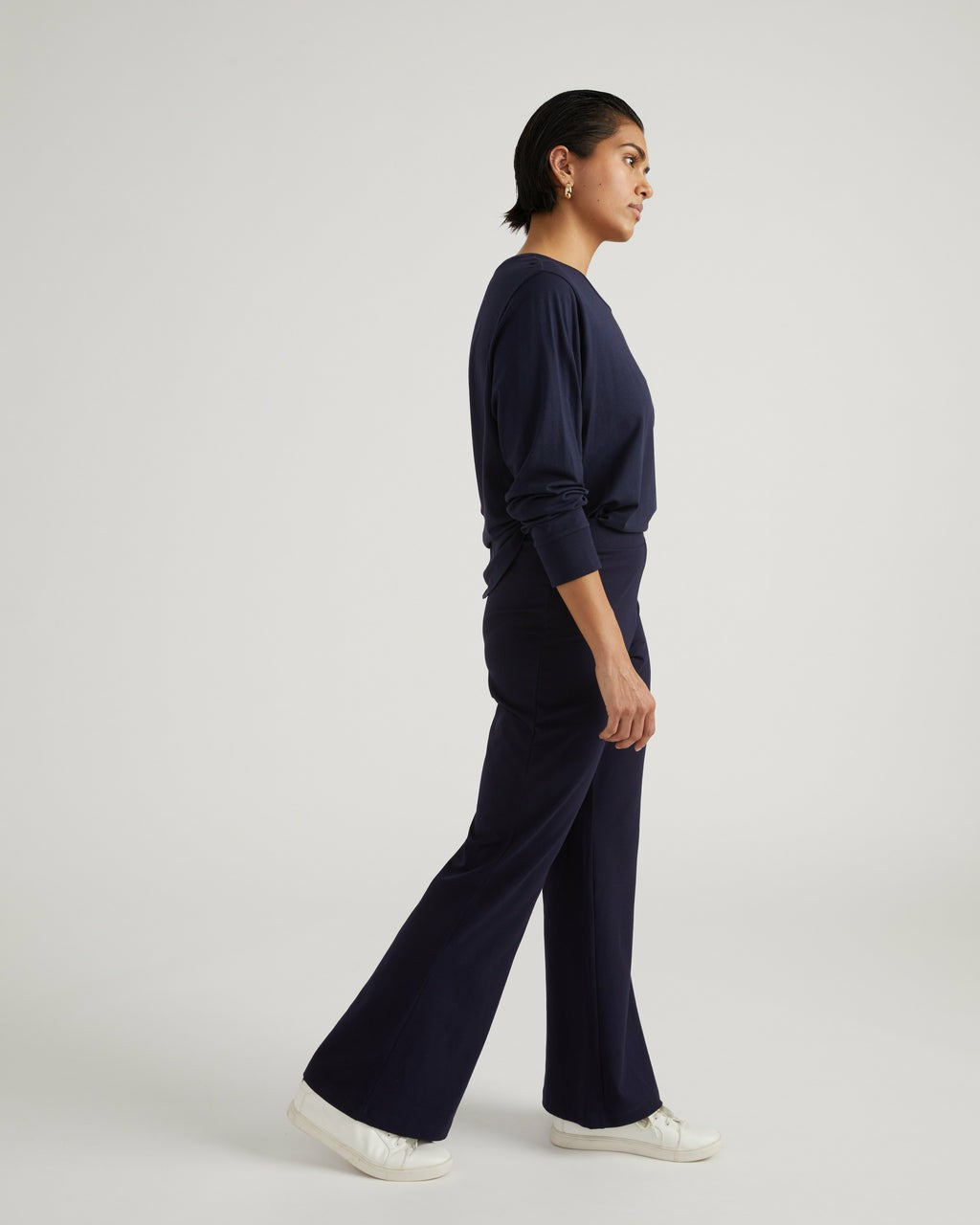 Universal Standard Roya Bootcut Legging - Midnight