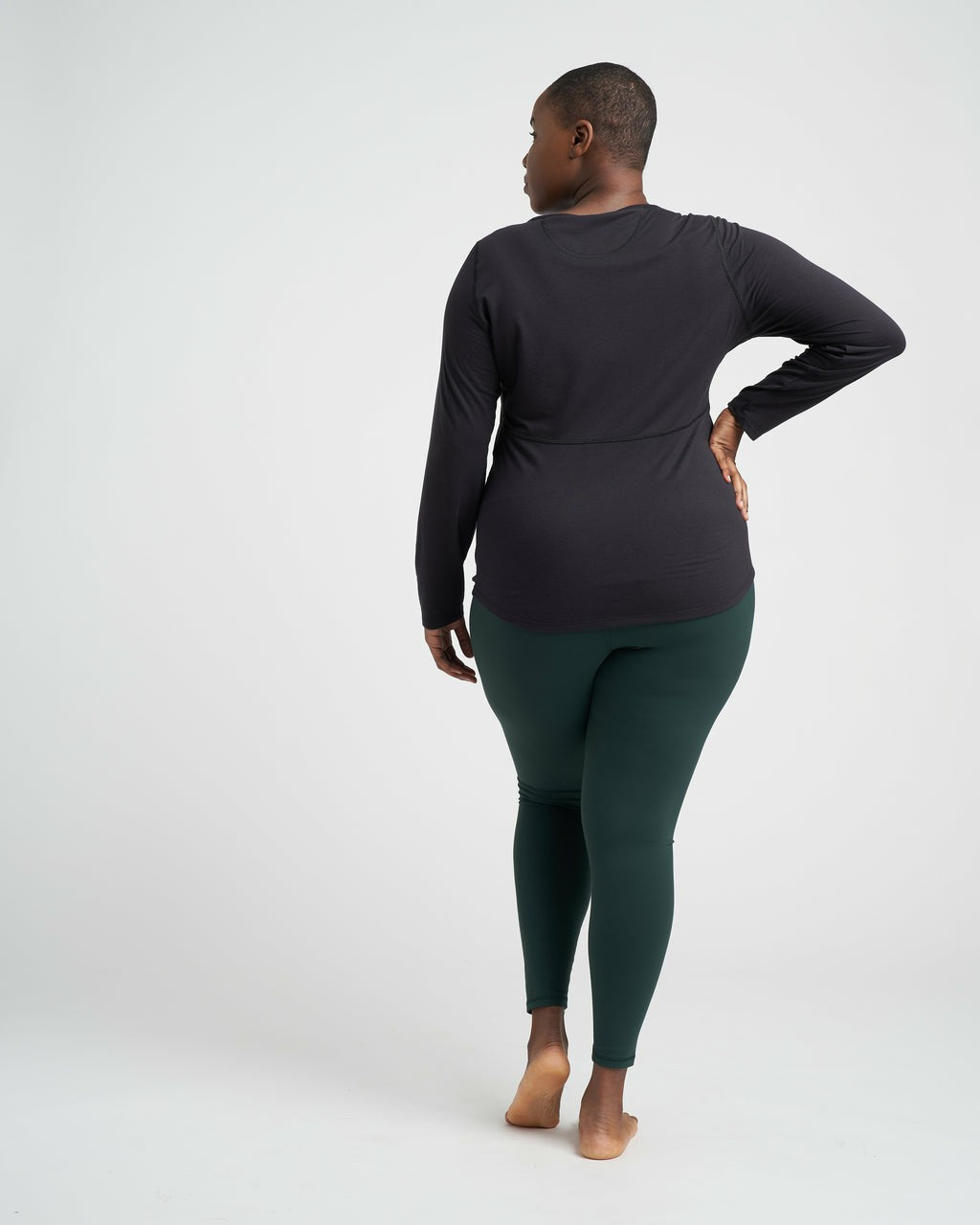 Universal Standard Mia Long Sleeve Movement Tee - Black
