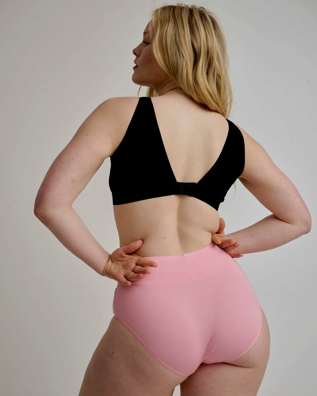 Universal Standard UltimateS Lounge Bra - Black