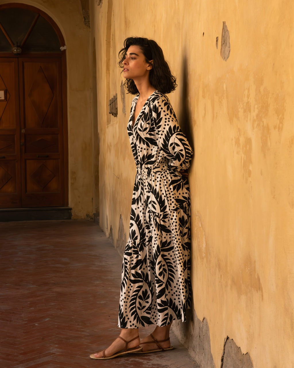 Universal Standard Sorrento Linen Blend Midi Dress - Vine Print
