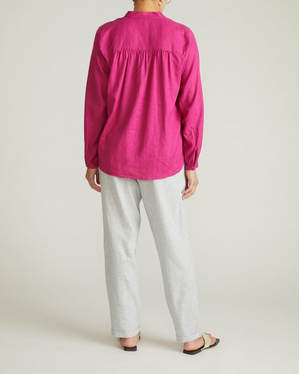 Universal Standard Avalon Linen Blend Blouse - Hyper Pink