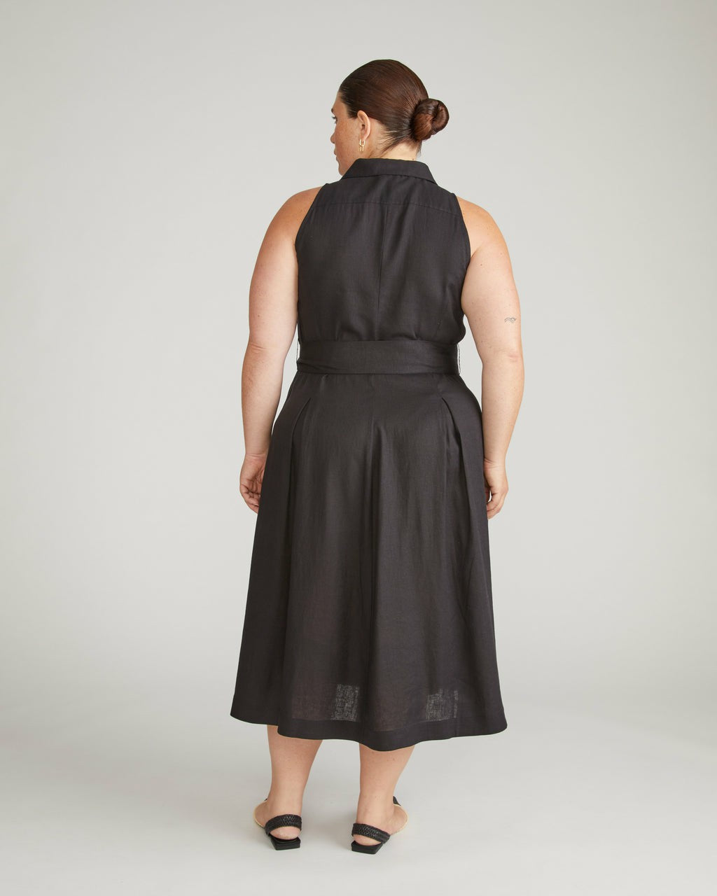 Universal Standard Adelaide Linen Blend Shirtdress - Black