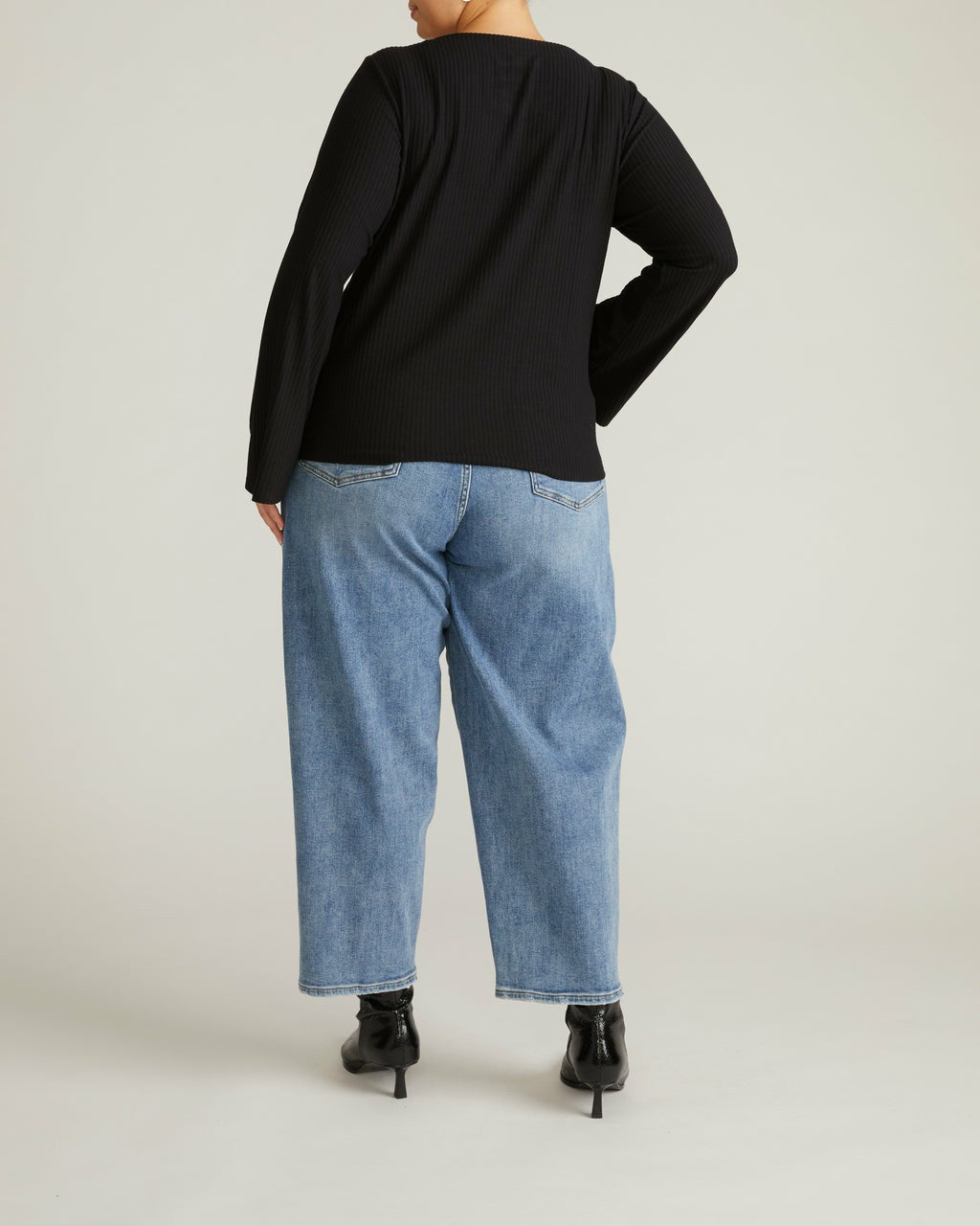 Universal Standard Yasmin Flare Sleeve Ribbed Top - Black
