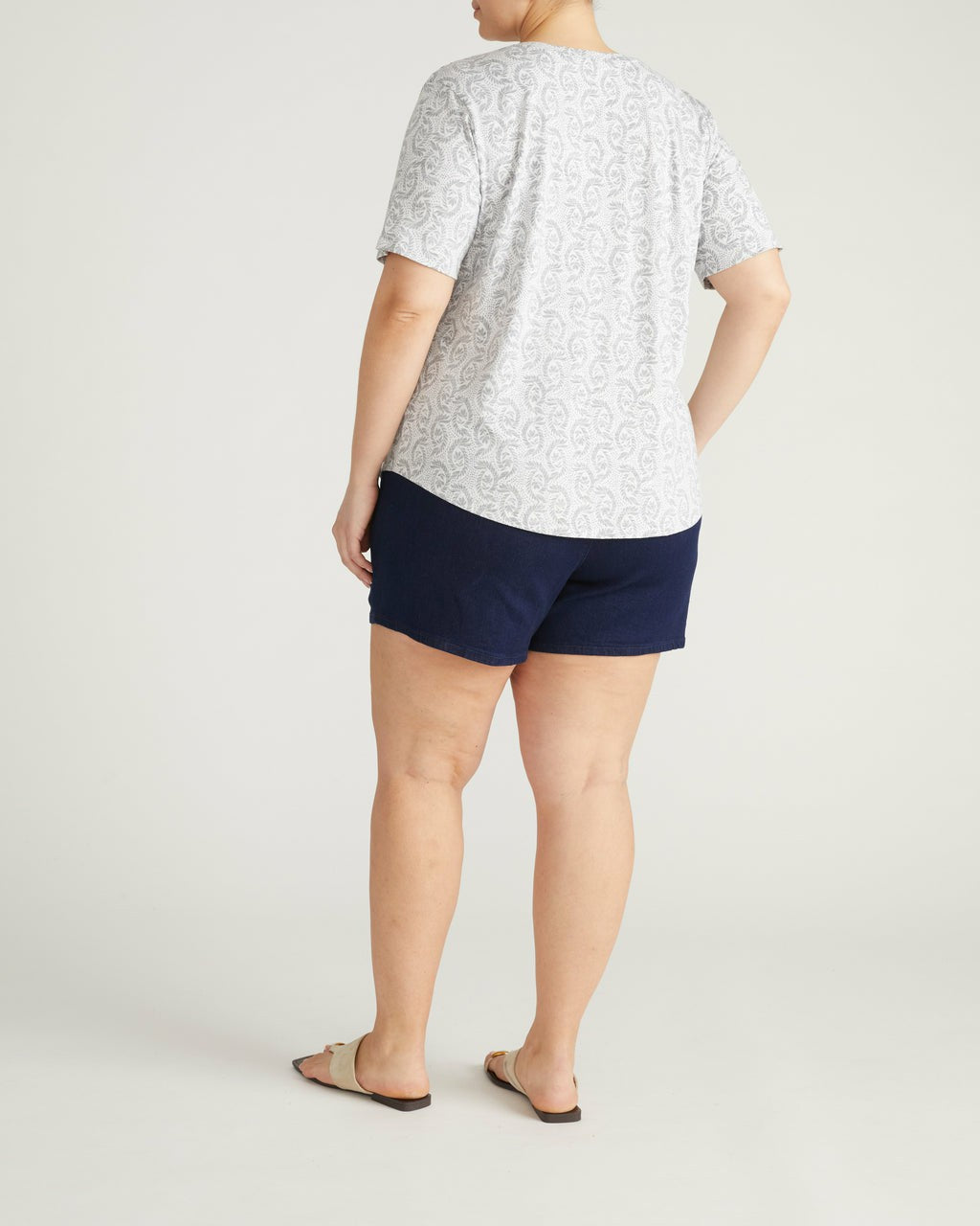 Universal Standard Light-As-Air V Rex - Faded Print
