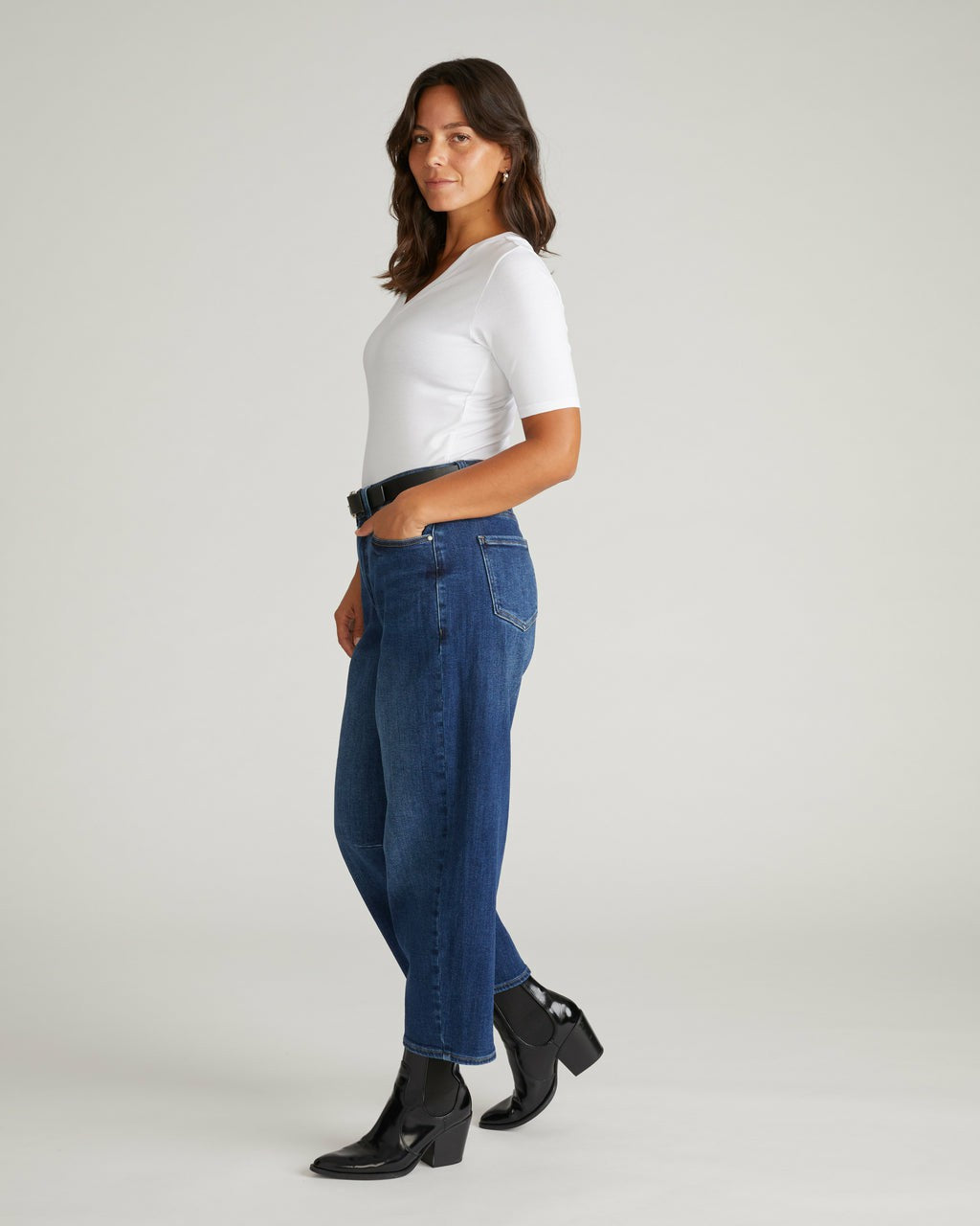 Universal Standard Maia Stovepipe Sleeve V Neck Tee - White