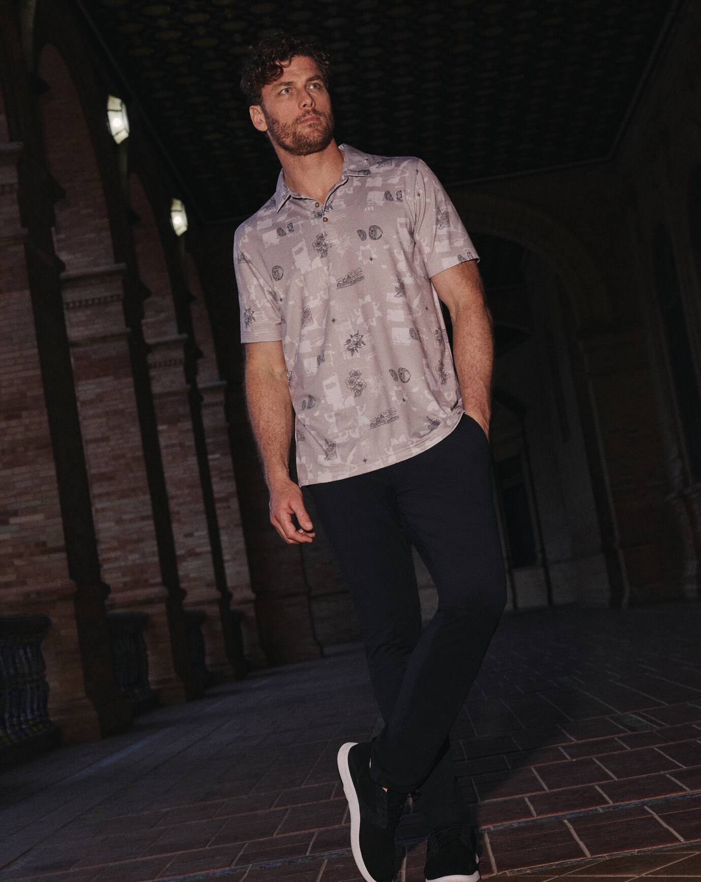 Travis Mathew Featherweight Spritz Polo