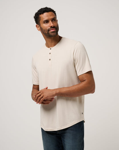 Travis Mathew Cloud Henley Tee