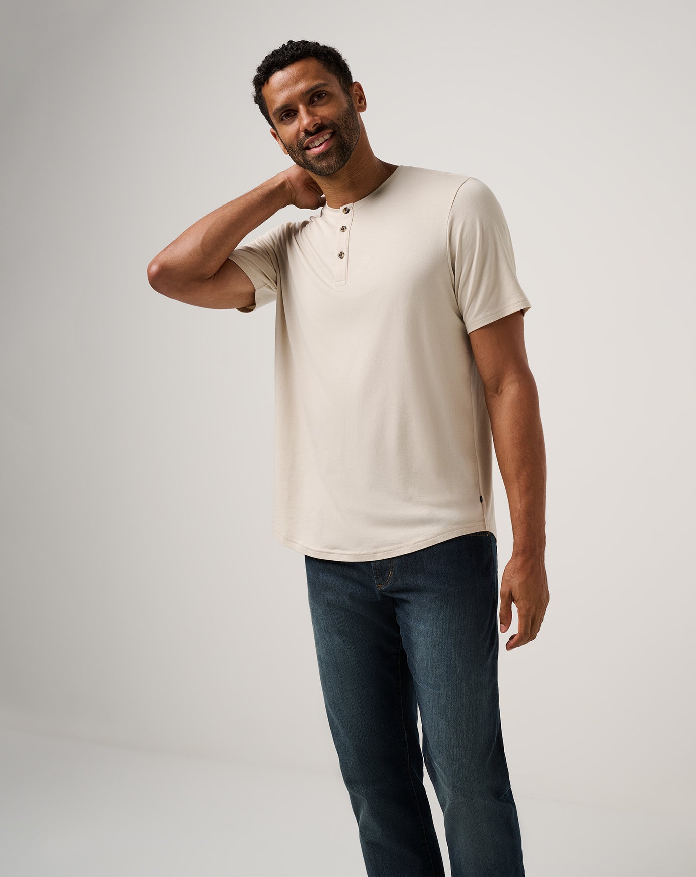 Travis Mathew Cloud Henley Tee