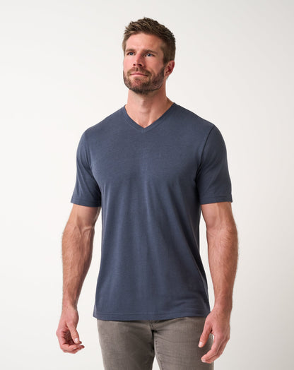Travis Mathew Cloud V-Neck Tee