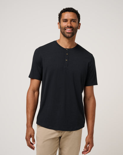 Travis Mathew Cloud Henley Tee