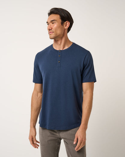 Travis Mathew Cloud Henley Tee