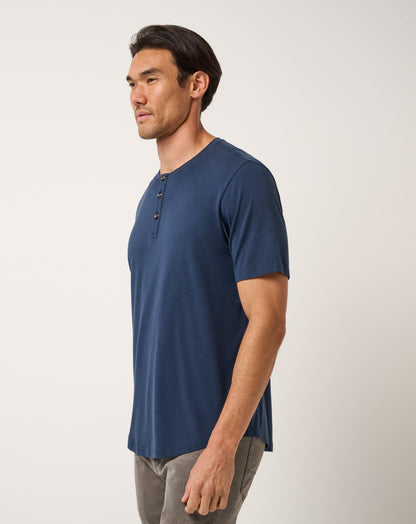 Travis Mathew Cloud Henley Tee