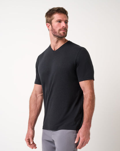 Travis Mathew Cloud V-Neck Tee