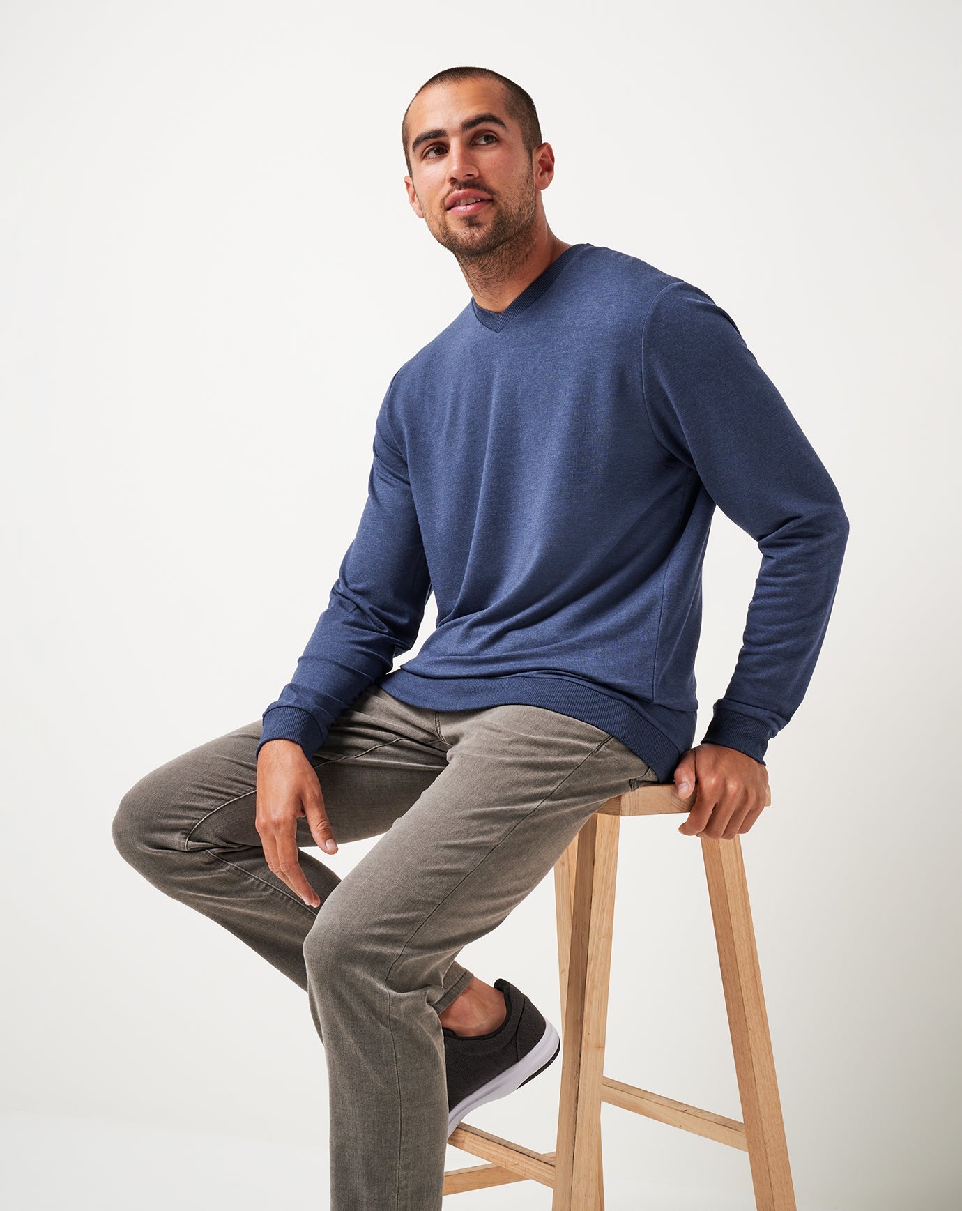Travis Mathew Amenities V-Neck Crew