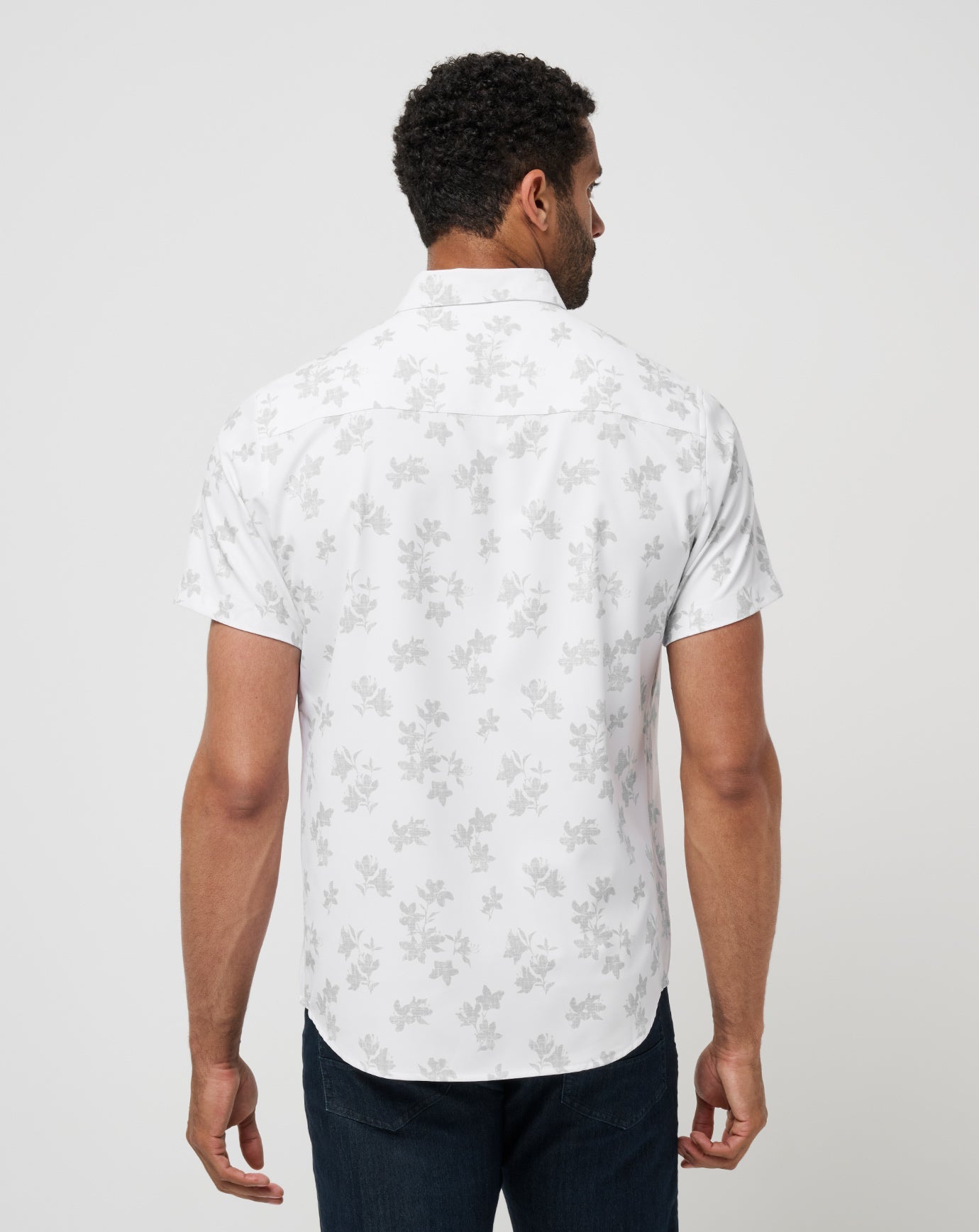 Travis Mathew Mist On The Lake Button-Up
