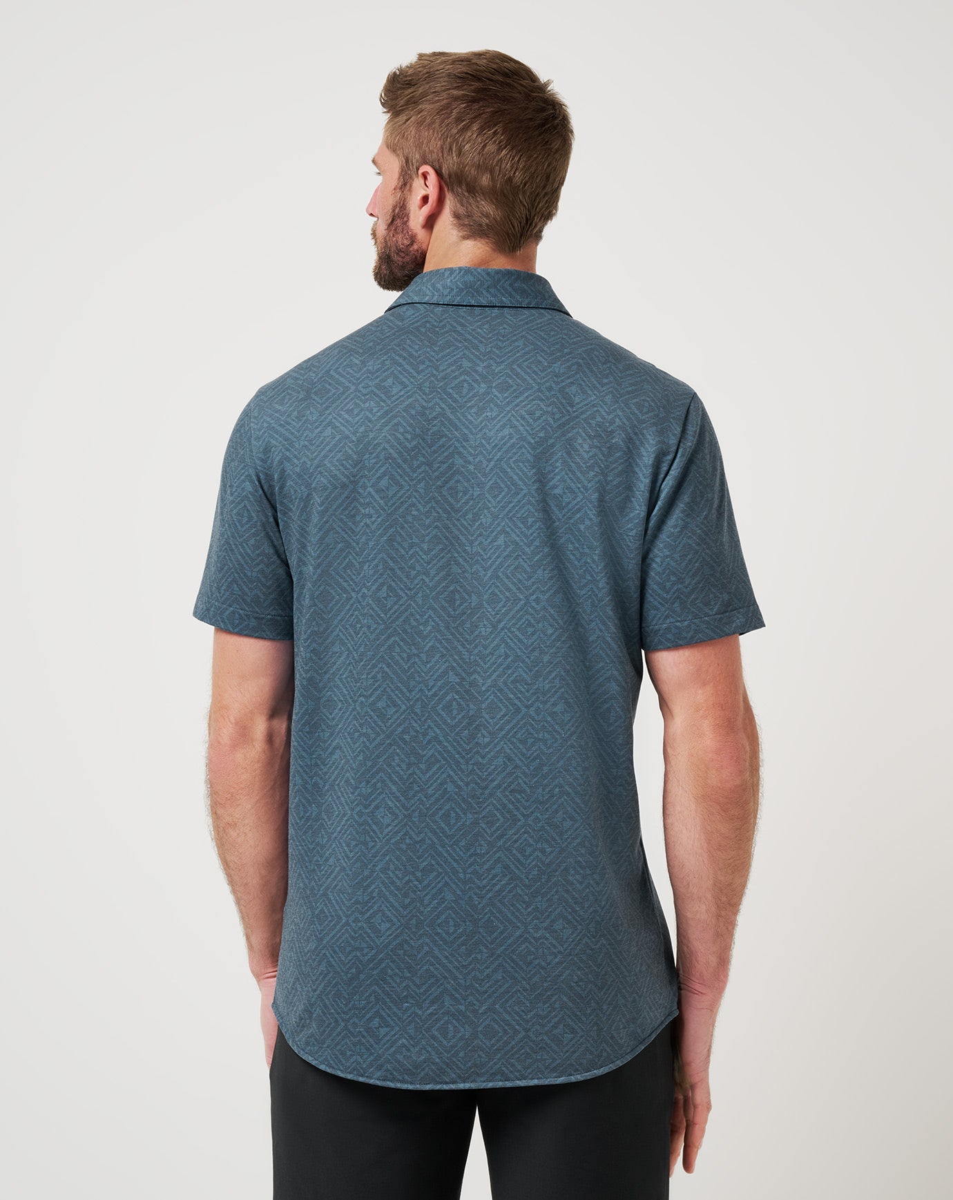 Travis Mathew Knit Featherweight Night Button-Up
