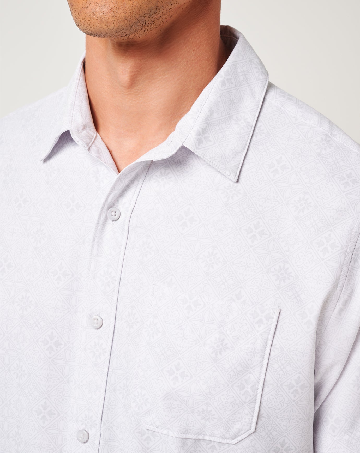 Travis Mathew Techwoven Acropolis Button-Up