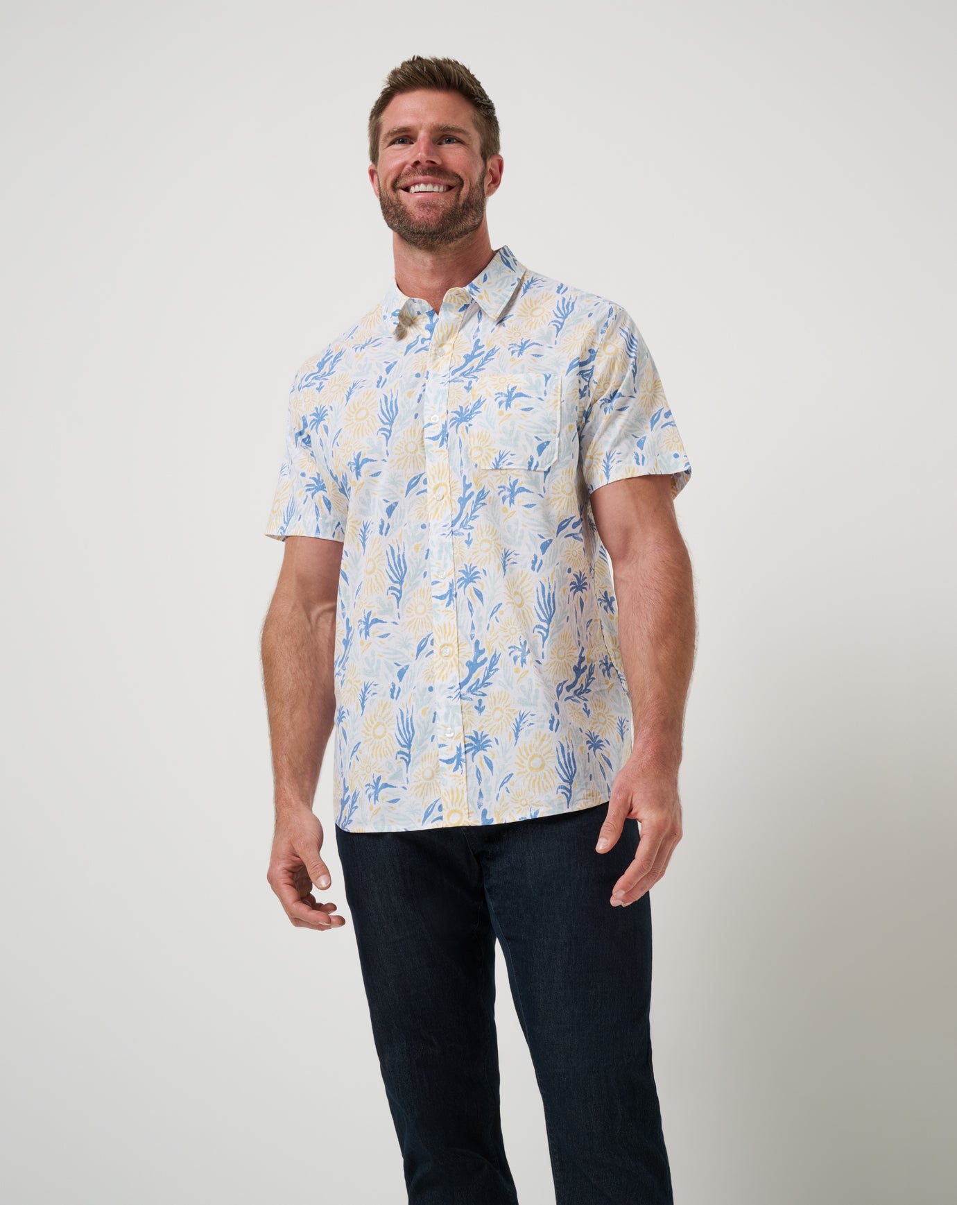 Travis Mathew Souvenir City Button-Up