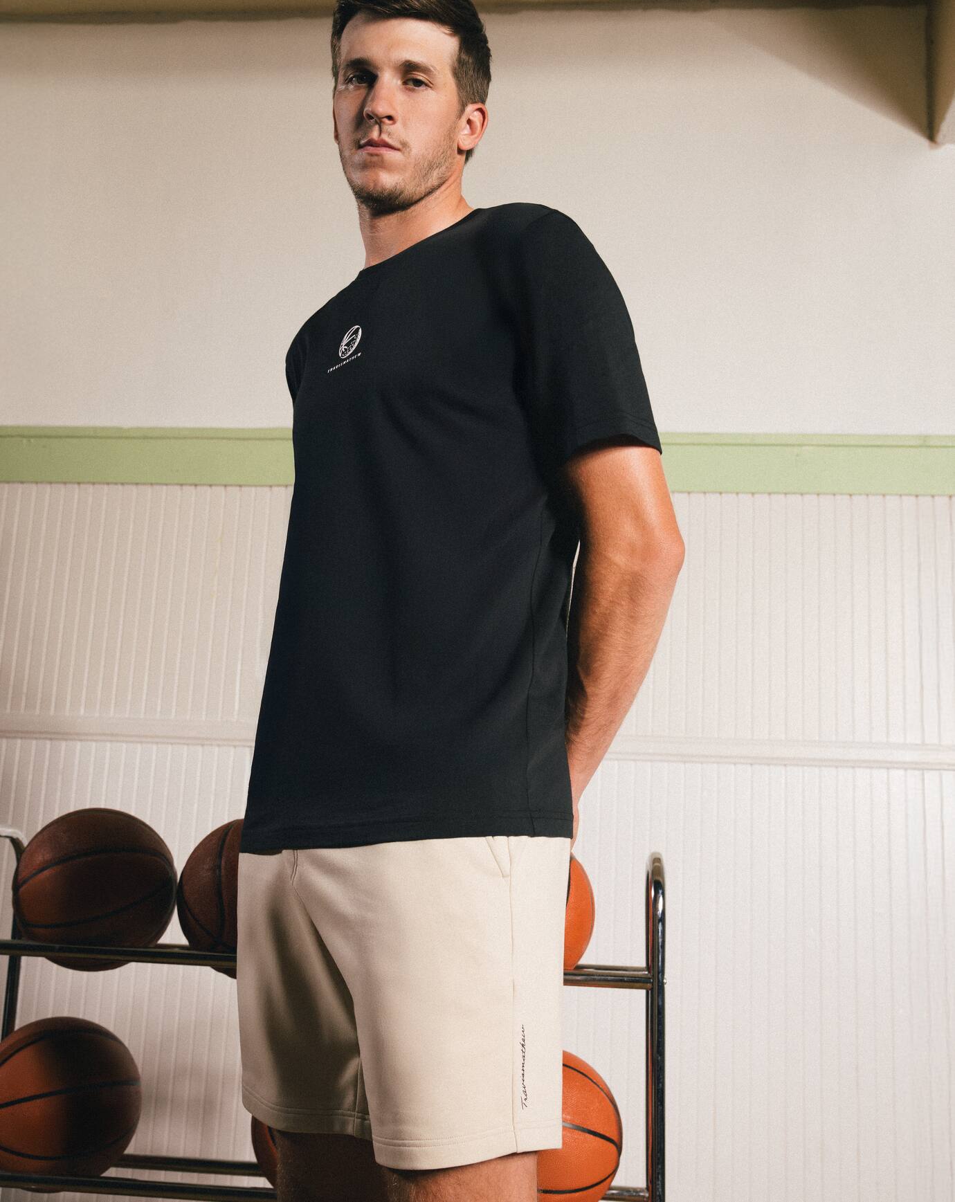 Travis Mathew Shot Maker Cloud Short