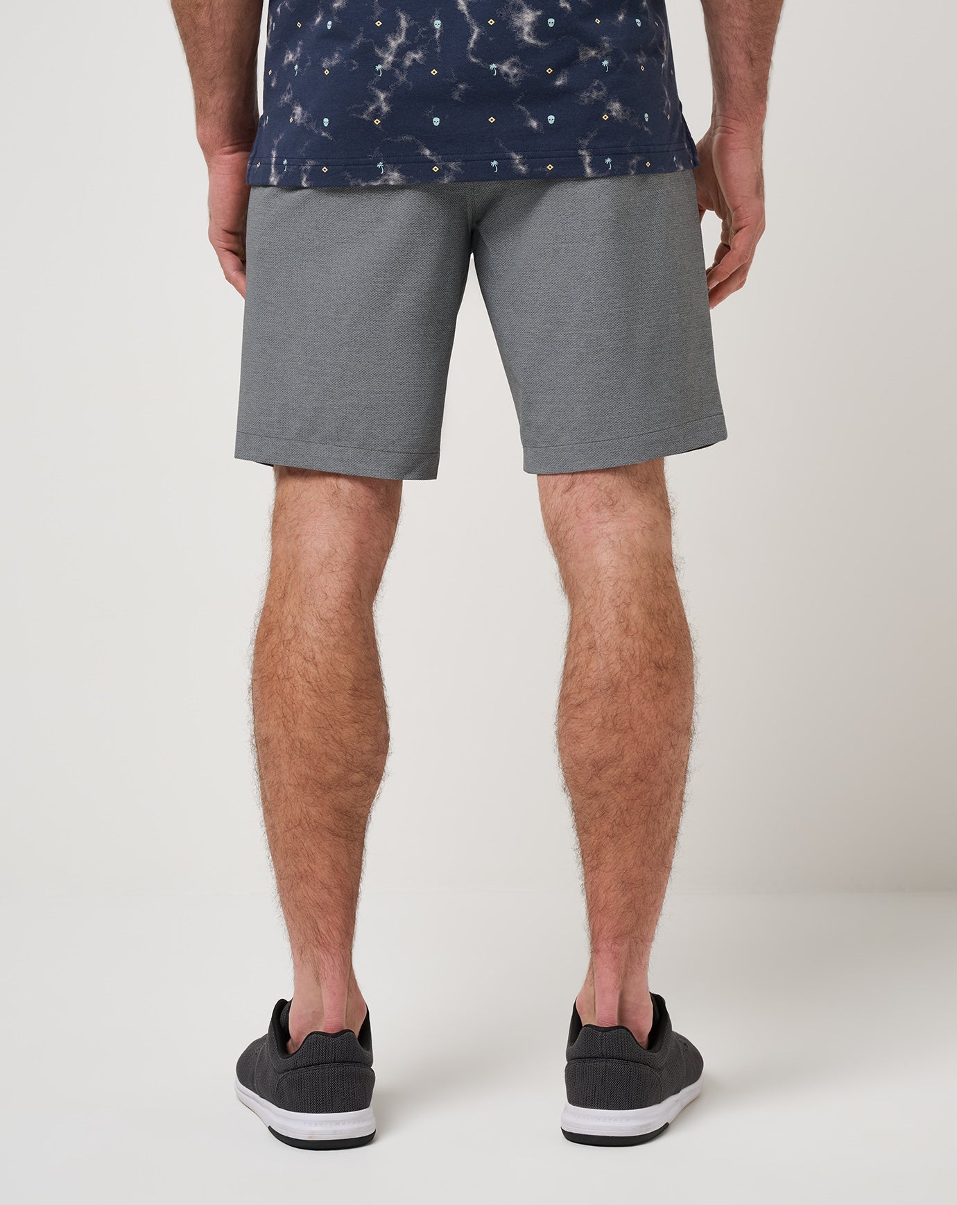 Travis Mathew Call An Audible Short 9In
