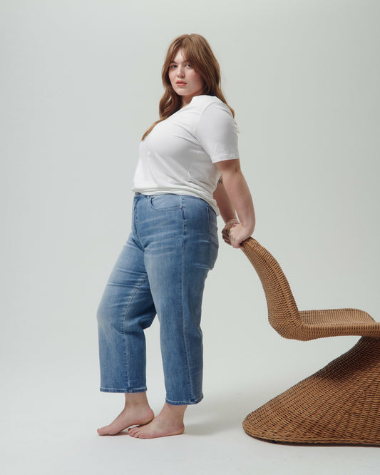 Universal Standard Bae Boyfriend Crop Jeans - Light Blue