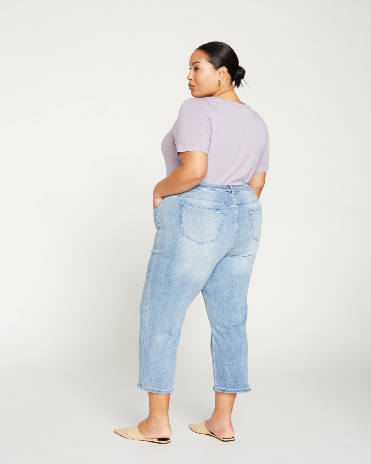 Universal Standard Bae Boyfriend Crop Jeans - Light Blue