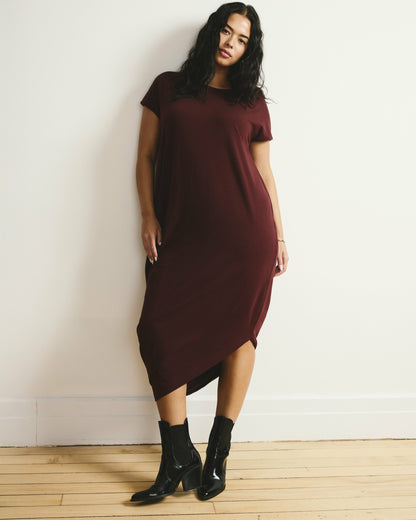 Universal Standard Iconic Geneva Dress - Black Cherry