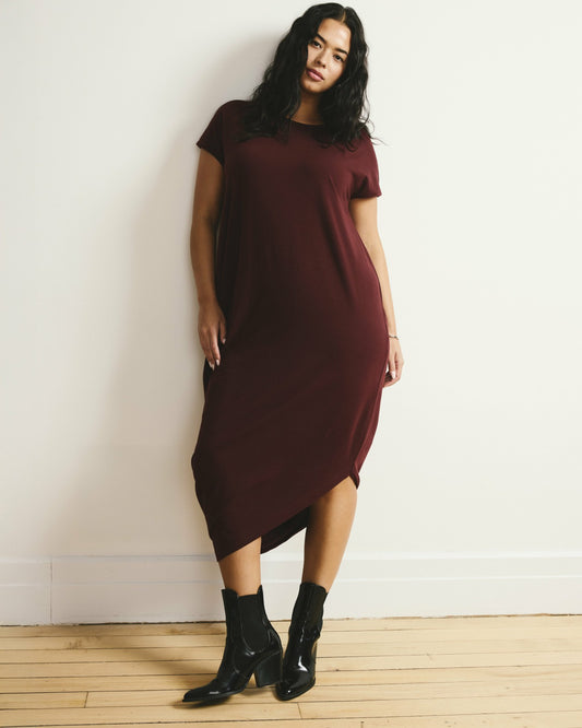 Universal Standard Iconic Geneva Dress - Black Cherry