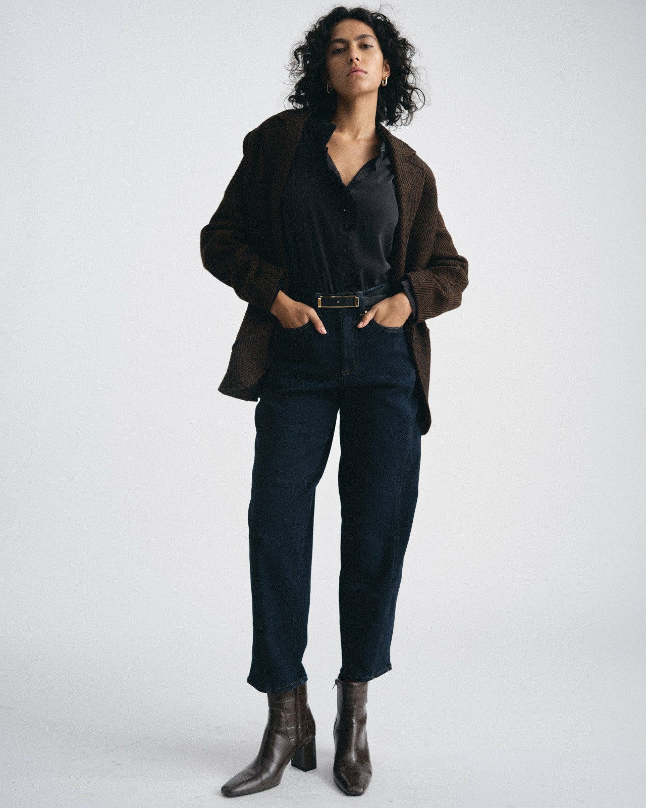 Universal Standard Dakota Cropped Barrel Leg Jeans - Dark Indigo