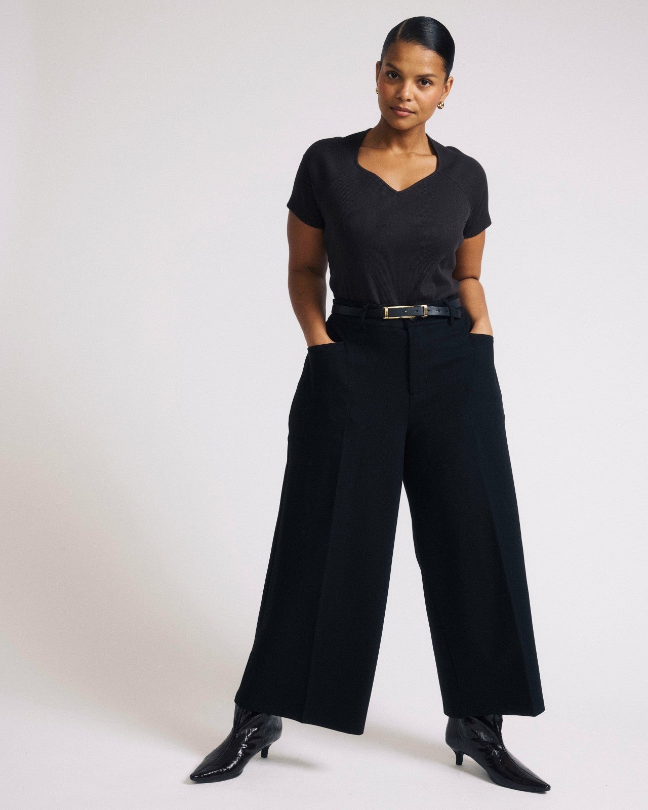 Universal Standard Cropped Wide Leg Ponte Pants - Black