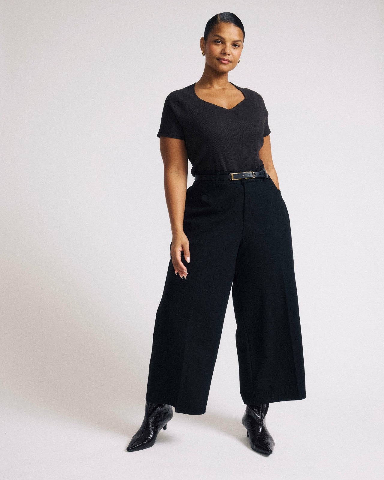 Universal Standard Cropped Wide Leg Ponte Pants - Black
