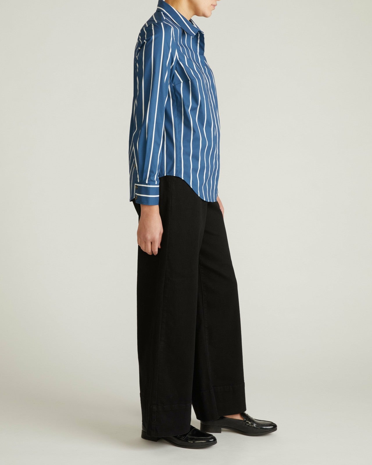 Universal Standard Elbe Stretch Poplin Shirt Classic Fit - Ensign Blue/White Stripe