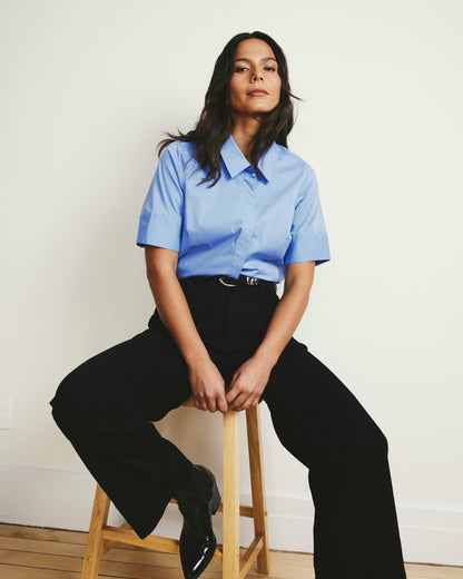 Universal Standard Elbe Stretch Poplin Short Sleeve Shirt - Soft Blue