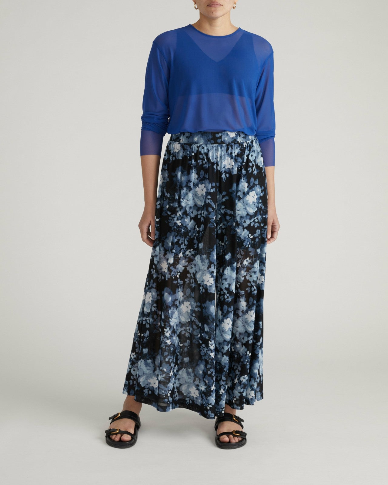 Universal Standard Thames Fog Top - Ultramarine