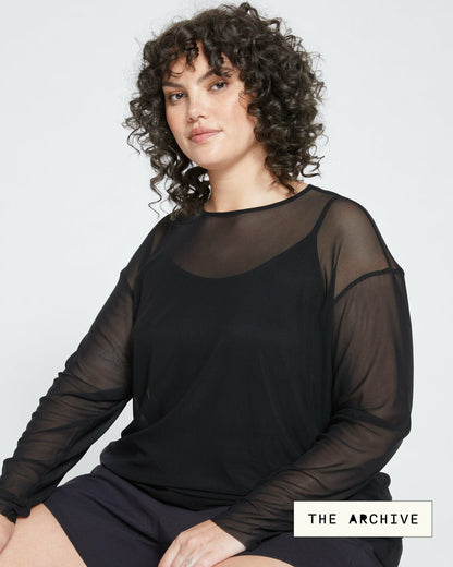 Universal Standard Thames Fog Top - Black