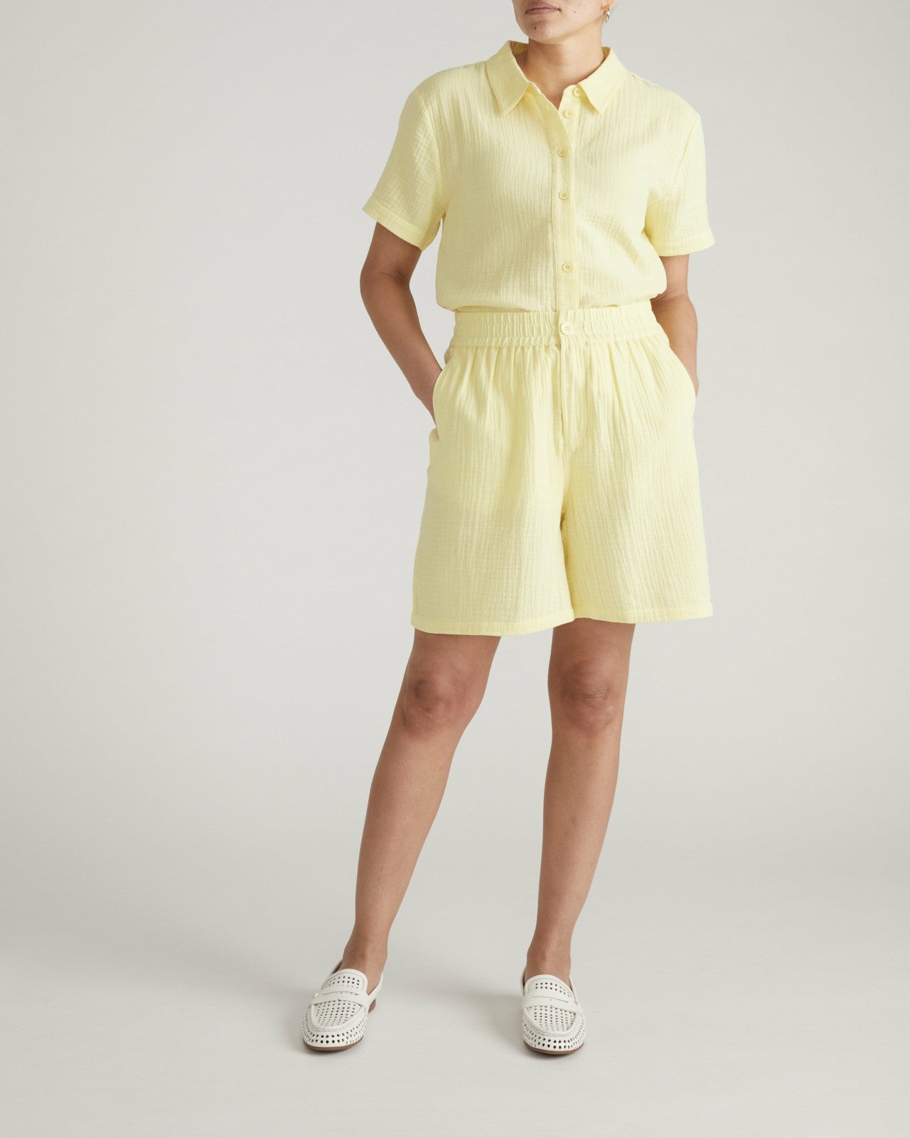 Universal Standard Luxe Cotton Gauze Beach Short - Pale Daffodil