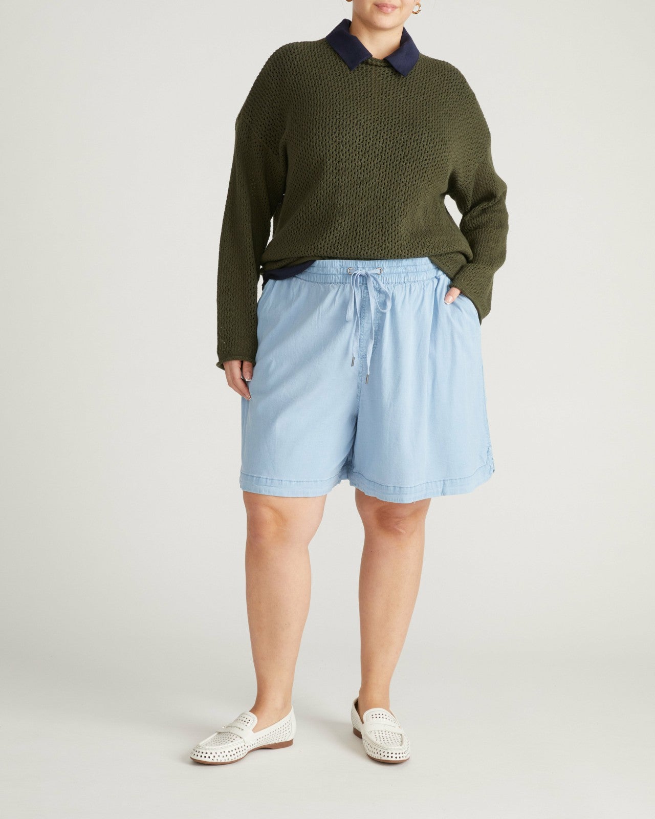 Universal Standard Perfect Tencel Chambray Shorts - Morning Blue