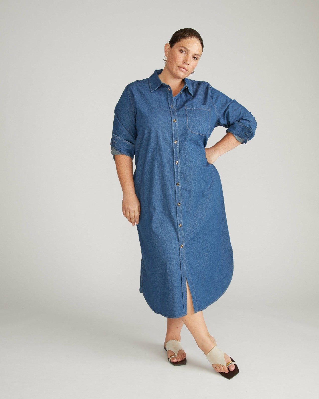Universal Standard Odeon Stretch Cotton Chambray Shirtdress - Orion Blue