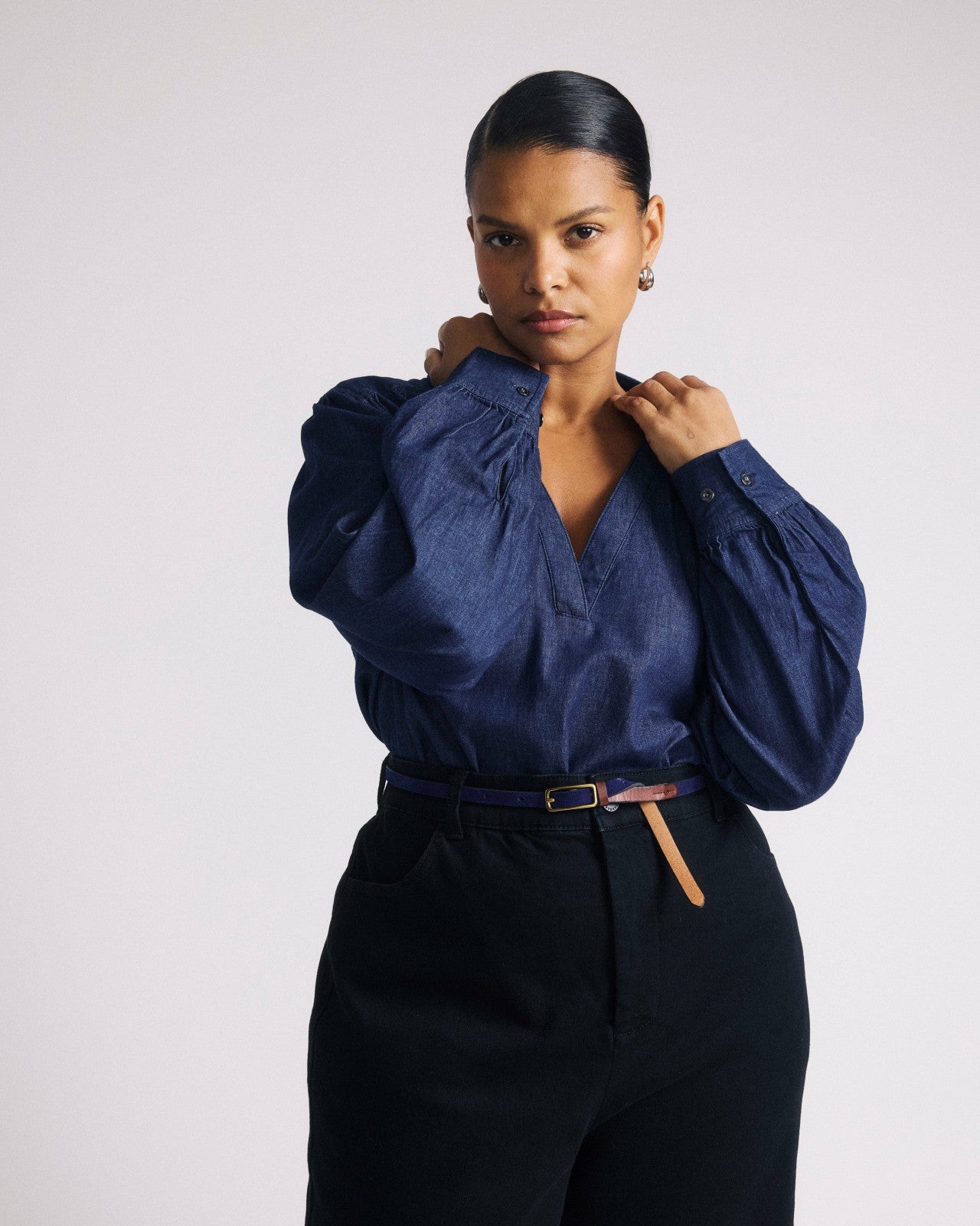 Universal Standard Maisie Cotton Chambray Blouse - Dark Indigo