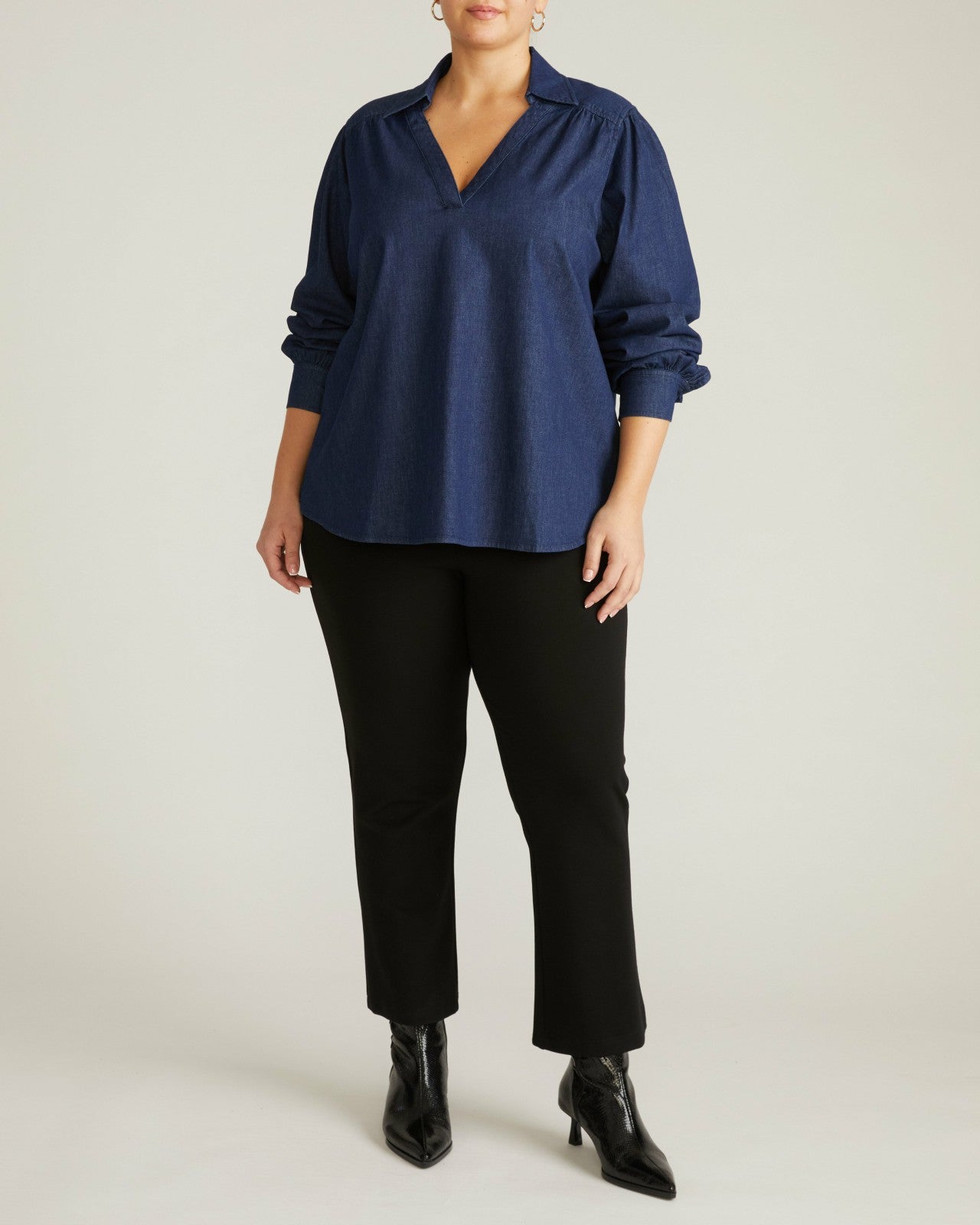 Universal Standard Maisie Cotton Chambray Blouse - Dark Indigo
