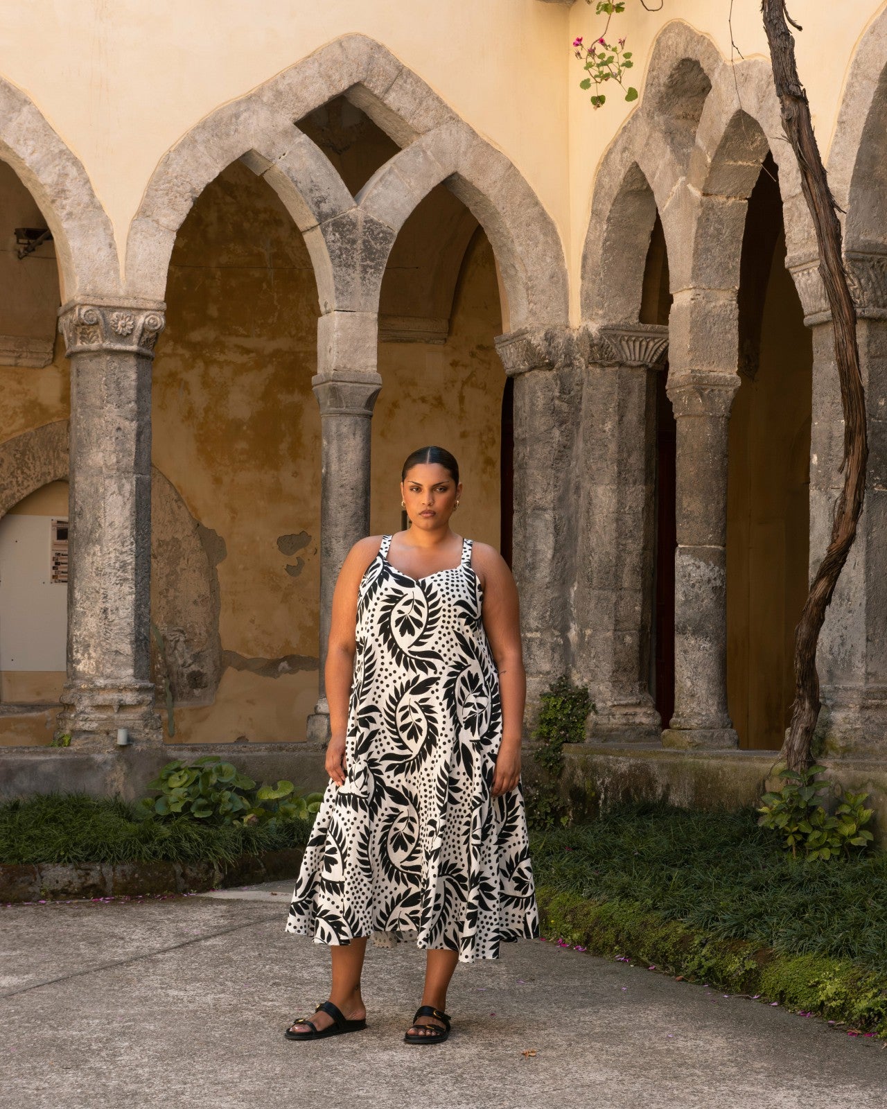 Universal Standard Sunshower Flowy Linen Blend Dress - Vine Print