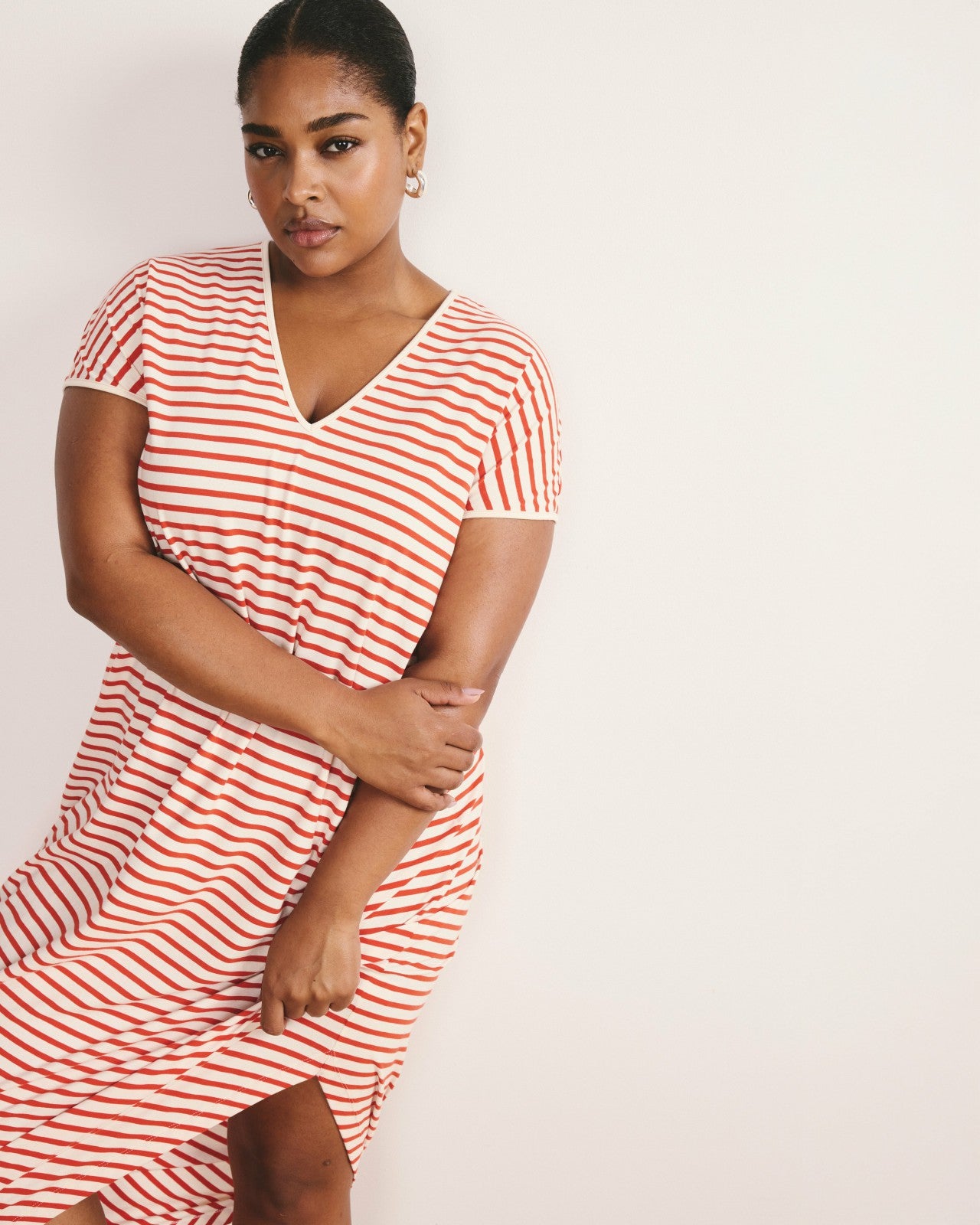 Universal Standard Iconic Geneva V-Neck Dress - Ecru/Poppy Stripe