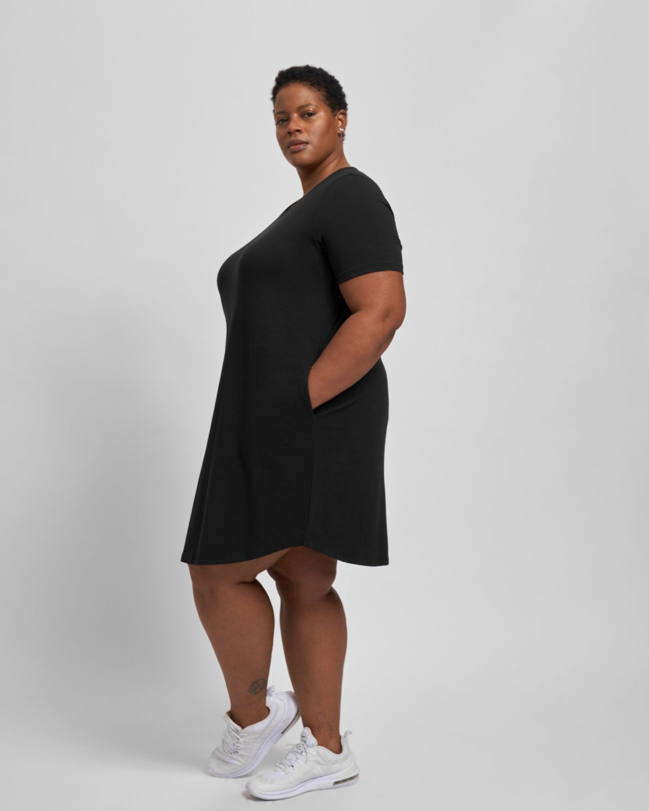 Universal Standard Halie T-Shirt Dress - Black