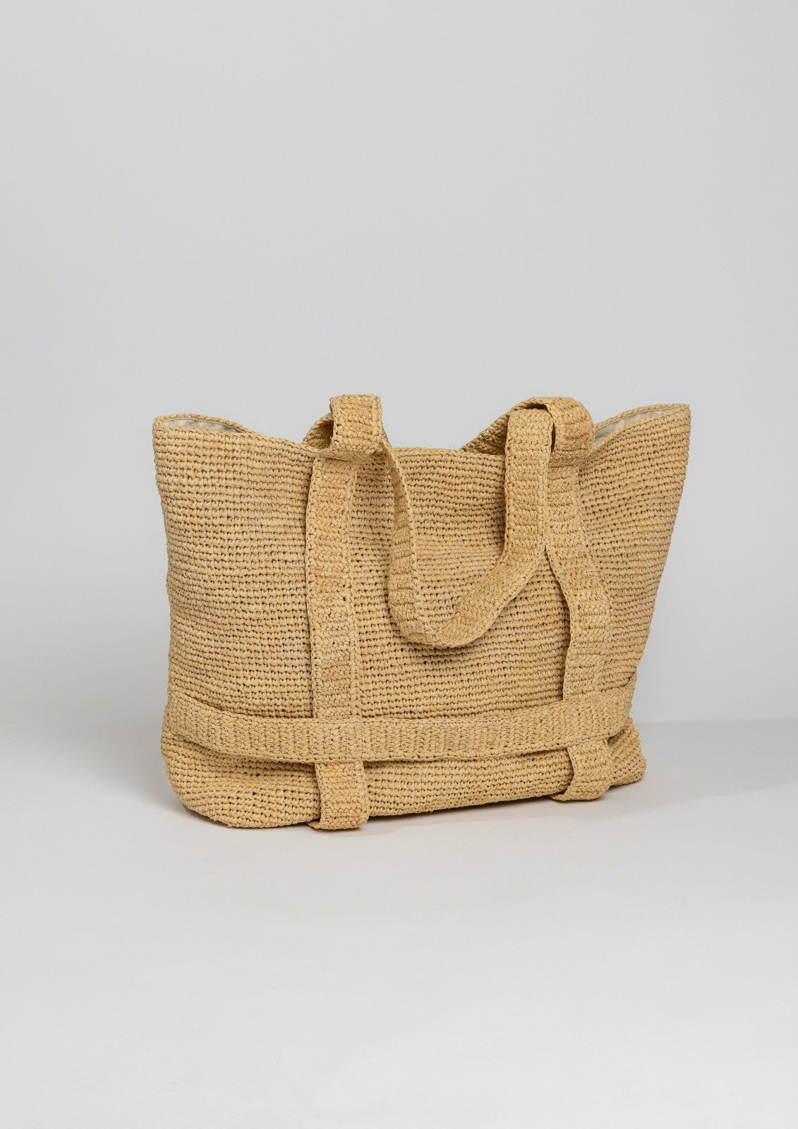 Universal Standard Hat Attack Straw Traveler Bag